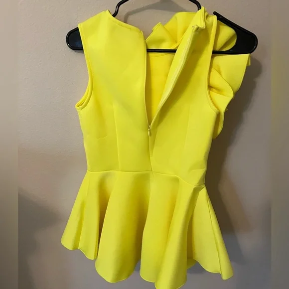 🎉🎉Host Pick🎉🎉 BNWOT Closette Chic Top - Picture 3 of 3